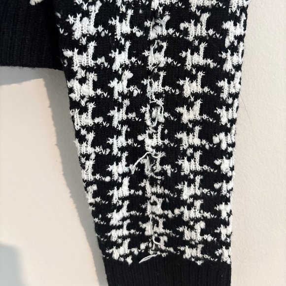 New KARL LAGERFELD Women’s Quiet Luxury Preppy Houndstooth Knit Blazer Sz XS - Picture 6 of 12